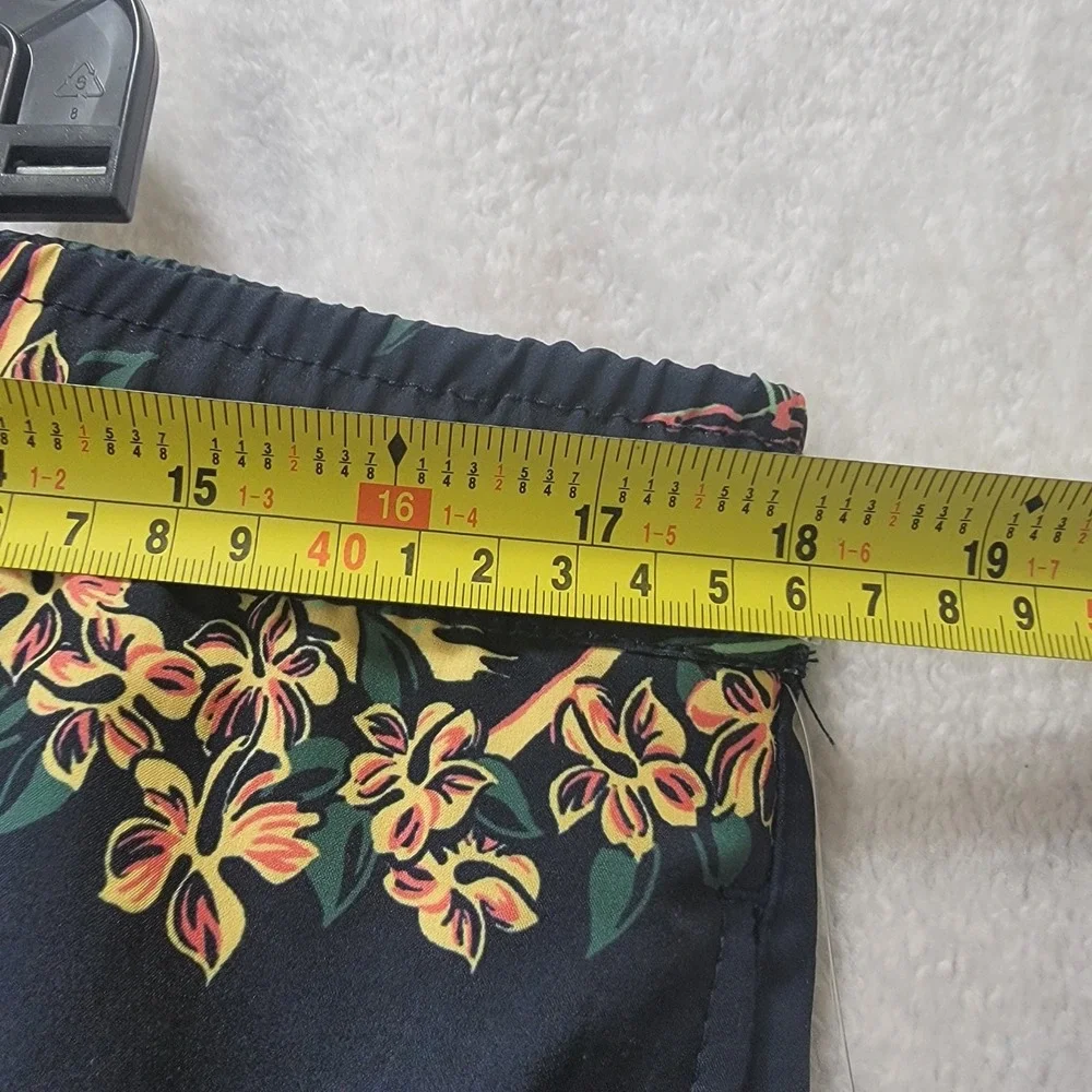 NEW! Quiksilver Men's XL Eclipse Volley Swim Shorts Black Floral Sunset‎ Print